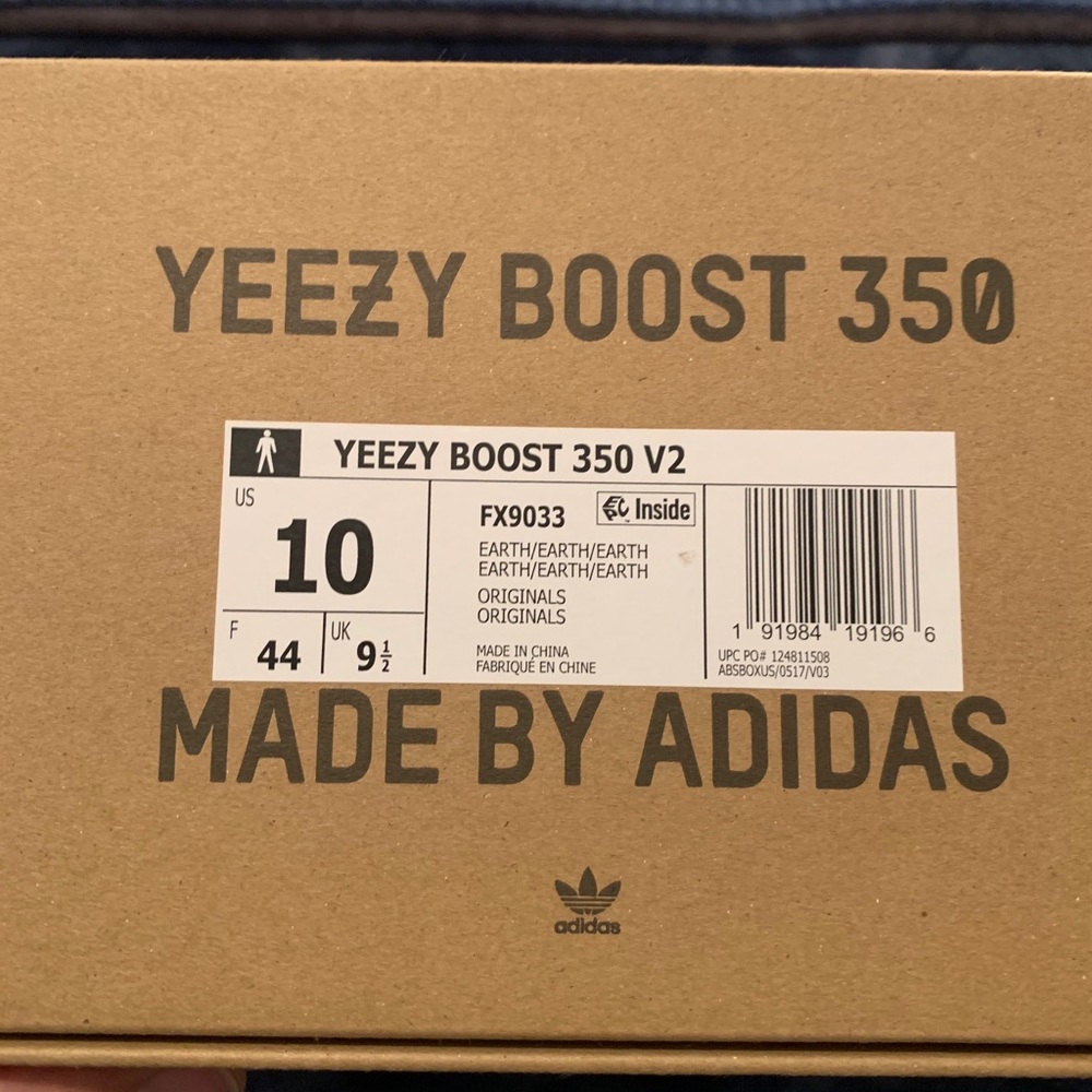 Yeezy 350 V2 “Earth” colorway size 10